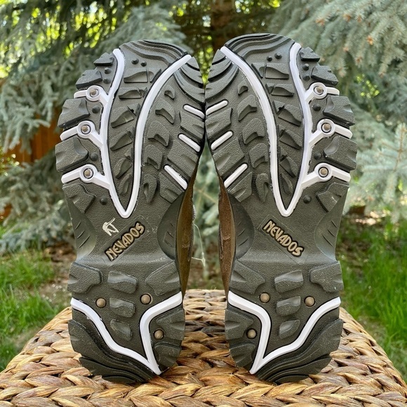 Nevado Brown Suede Leather Boomerang 2 Boom 2 Hiking Boots. Women’s size 7.5 - Picture 9 of 9